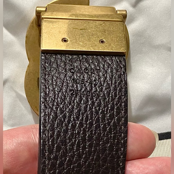 REVERSIBLE LEATHER BELT WITH DOUBLE G BUCKLE in excellent condition!!! - Picture 3 of 4